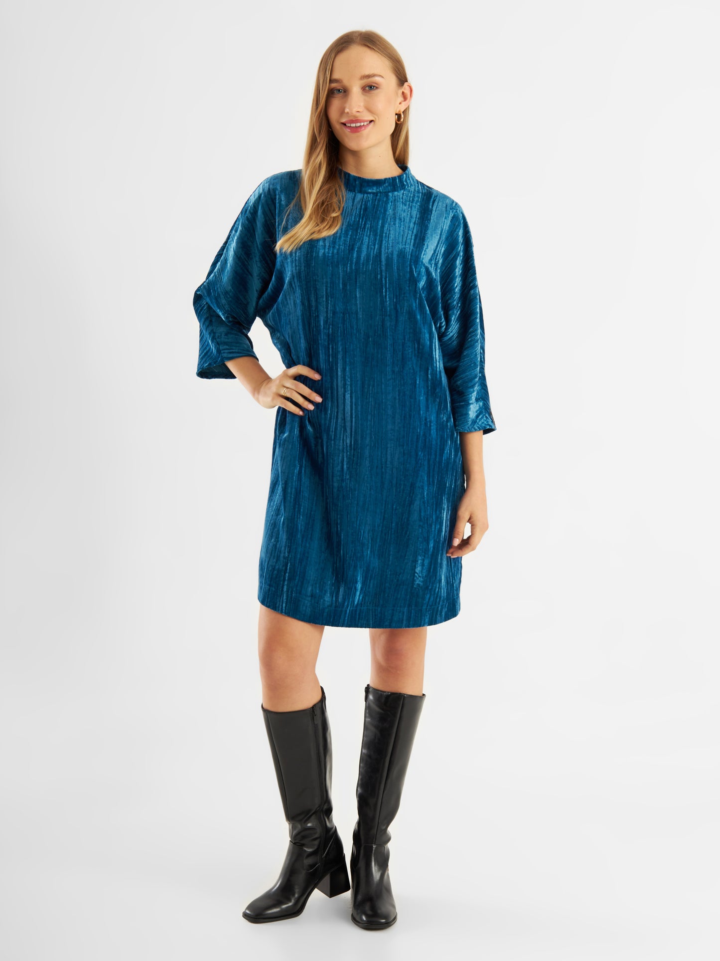 Velvet Dress Vox